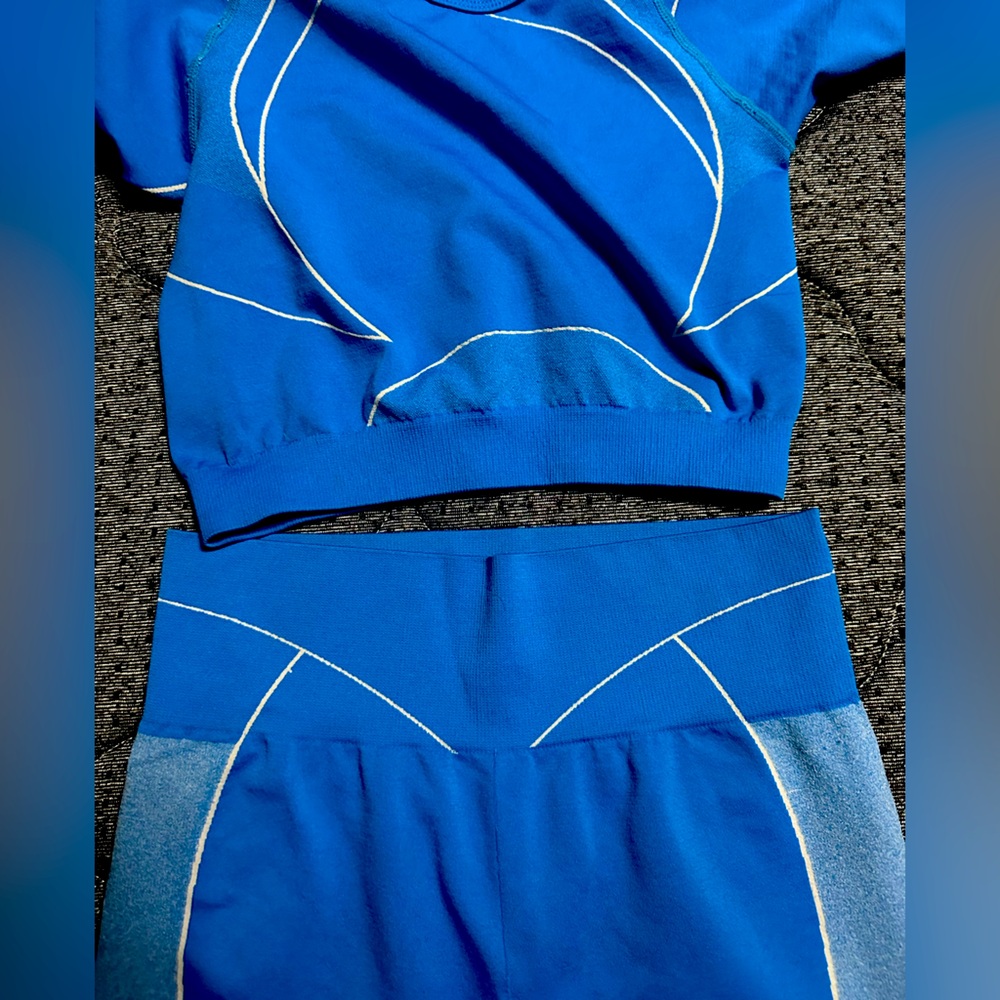 Two piece set